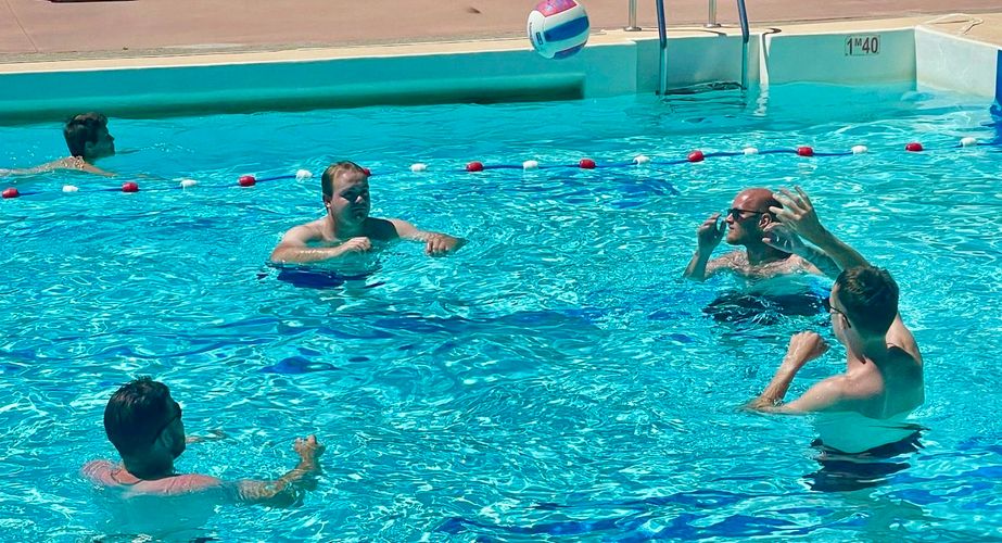 Zwembad tegen bijbetaling Zwembad tegen bijbetaling